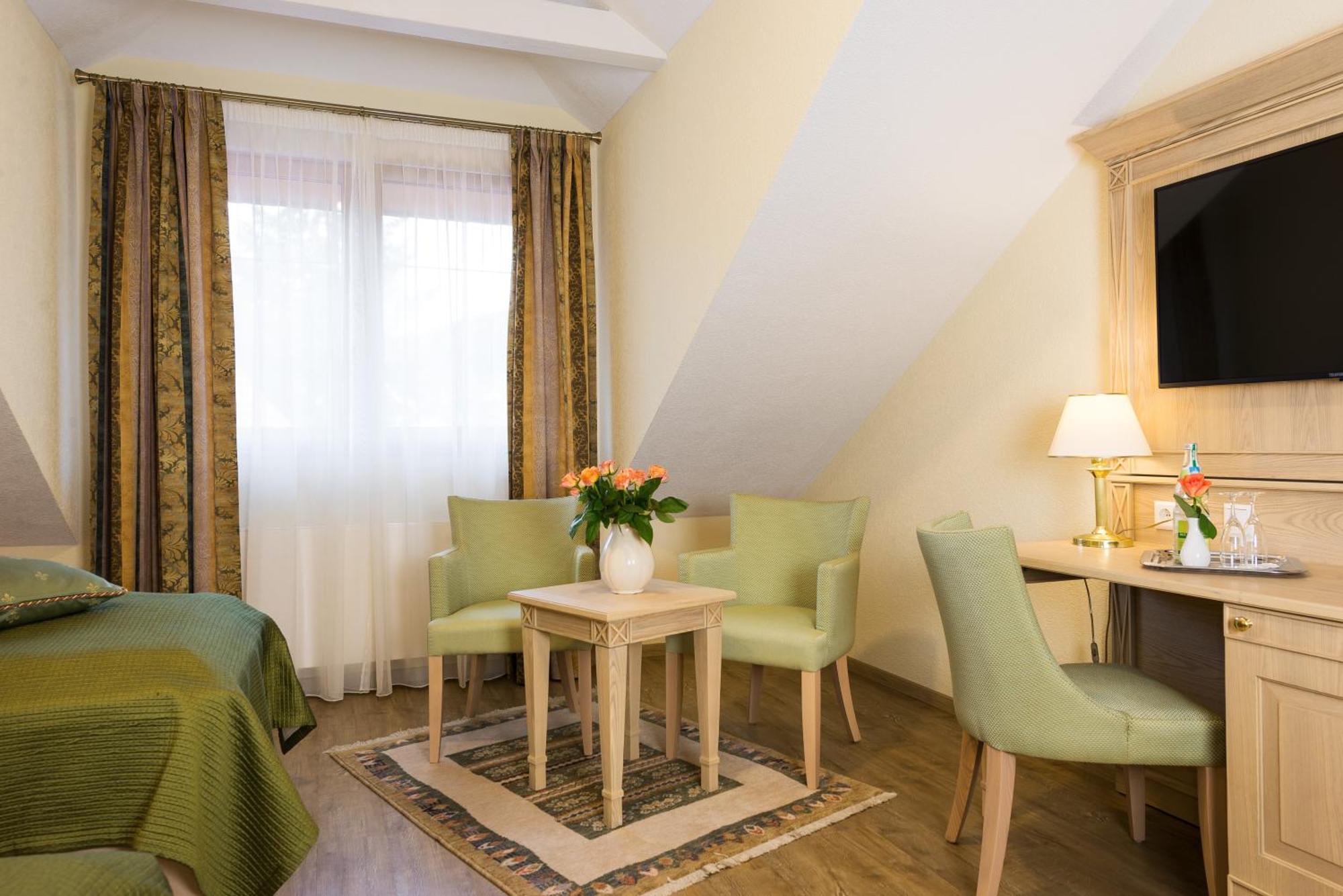 Hotel Rebstock Baden-Baden Szoba fotó